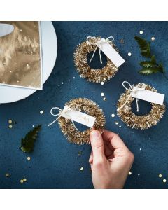 Gold Christmas Wreath Place Card